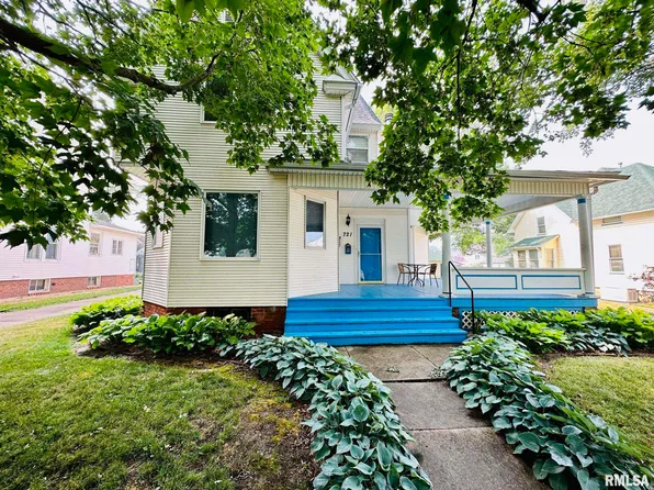 721 E 2nd Ave, Monmouth, IL 61462