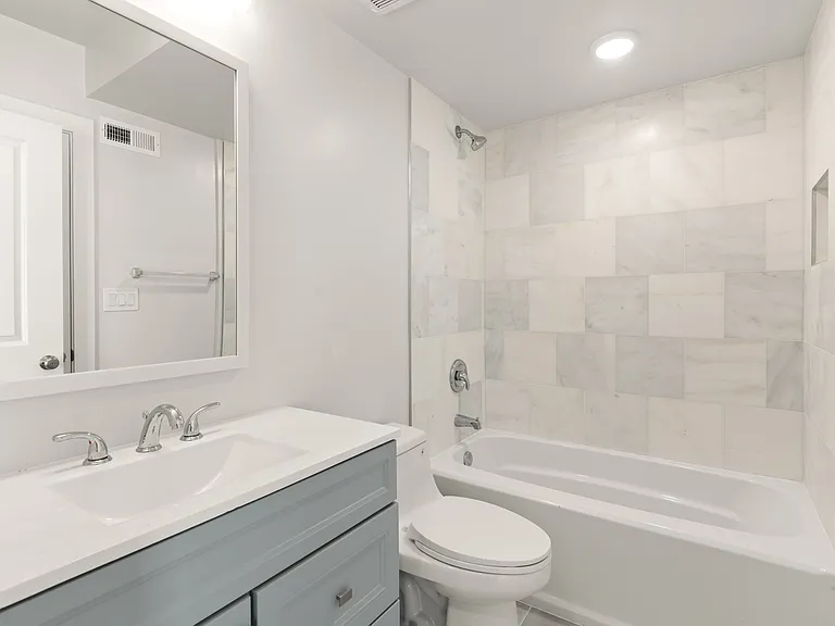 1100 Bladensburg Rd NE #501 — Photo 32