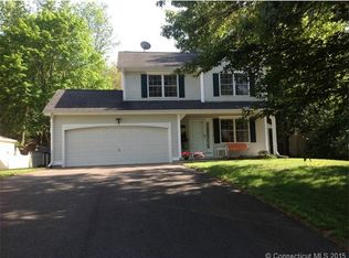 31 Poplar Dr, Cheshire, CT 06410