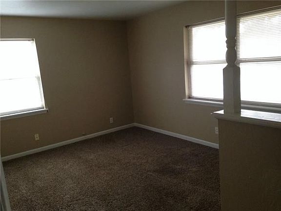 2nd image of 1352 Norwood Dr