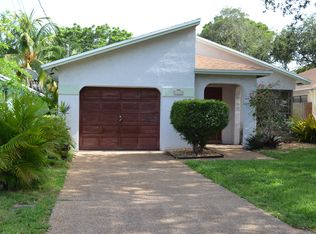 1440 NE 35th St, Oakland Park, FL 33334