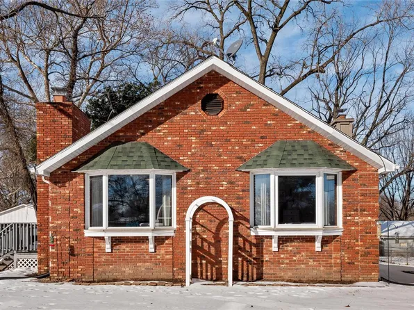 3817 Highland Rd, Fairview Heights, IL 62208