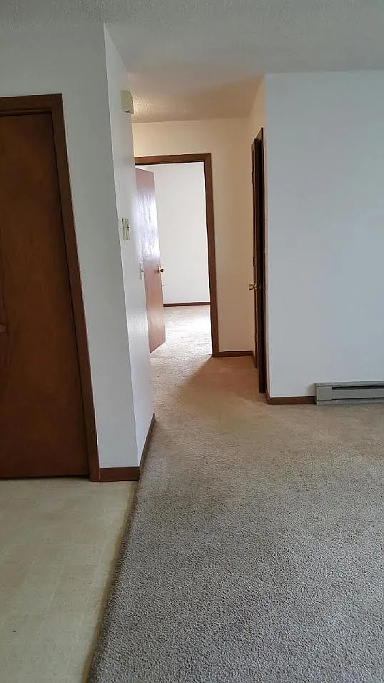 2 bed, 885 sqft, $875 — Photo 4