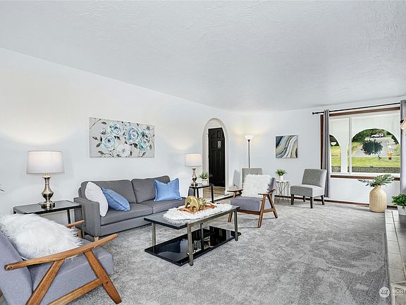 3rd image of 11402 19th Street NE