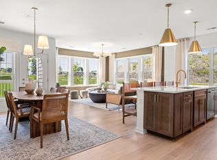 320 Martins Lndg #2201, North Reading, MA 01864