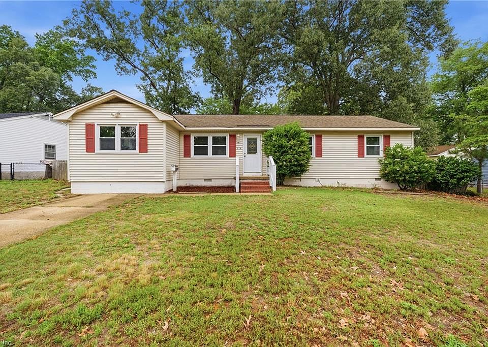 1st image of 218 Collins Dr