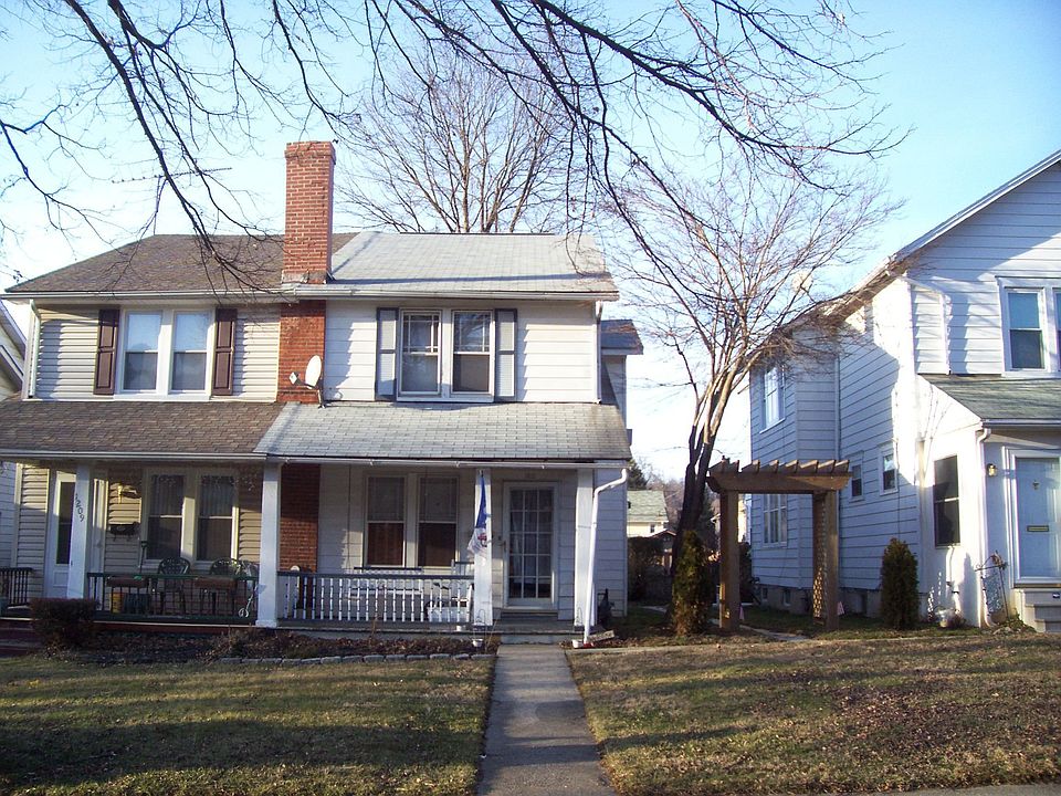 1st image of 1211 Stirling St
