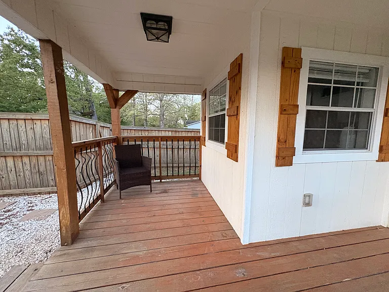 101 Yeargin Cir — Photo 3