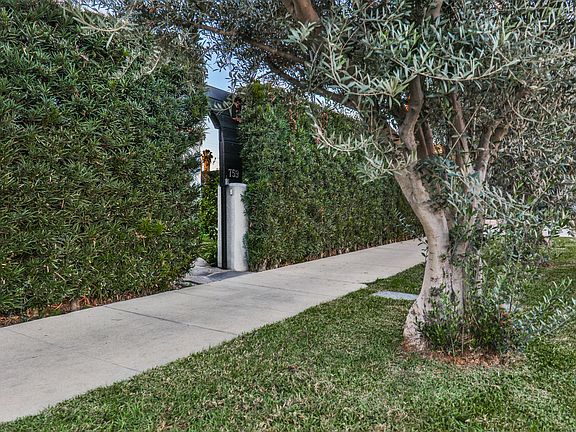 2nd image of 759 N June St