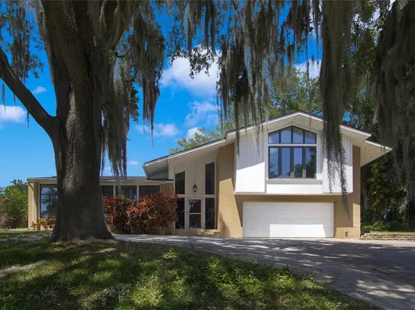 550 E LAKESHORE DRIVE, CLERMONT, FL 34711