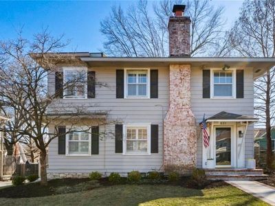 631 W 61st St, Kansas City, MO, 64113