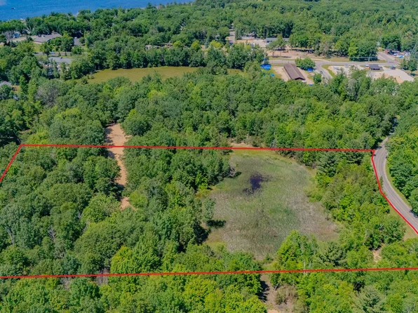 Springwood Dr, Prudenville, MI 48651