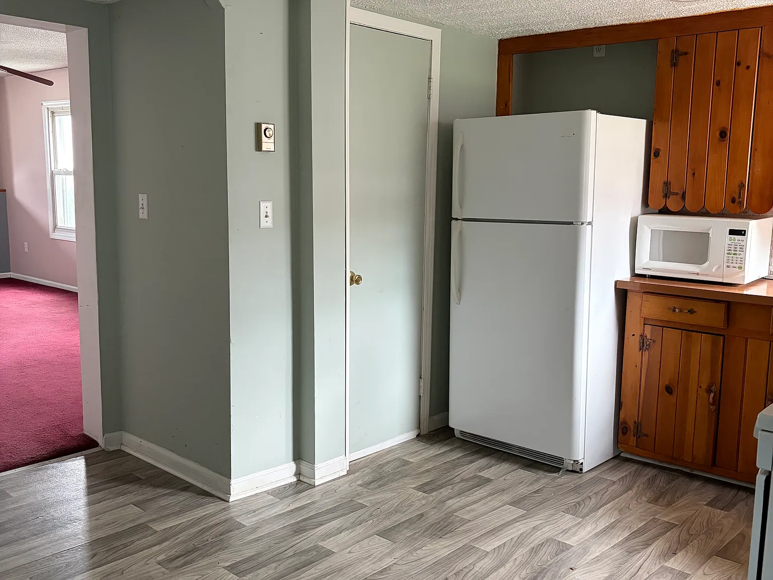 2 bed, 1000 sqft, $1,500 — Photo 2