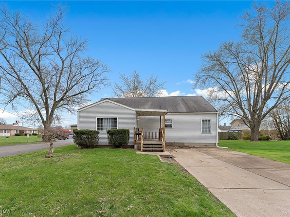2216 34th St NE, Canton, OH 44705