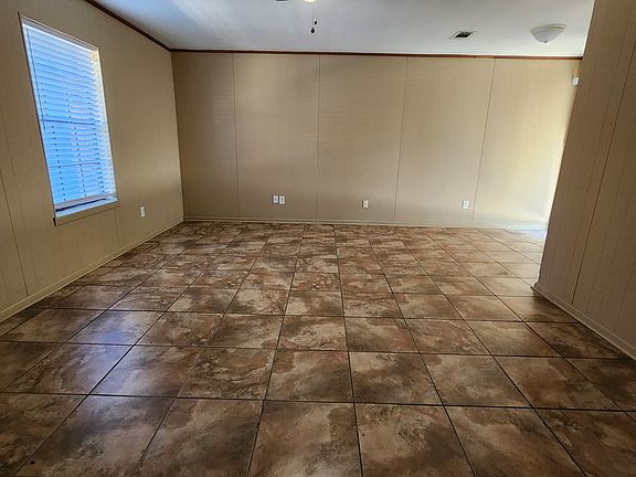 3rd image of 318 Houston St #1-10