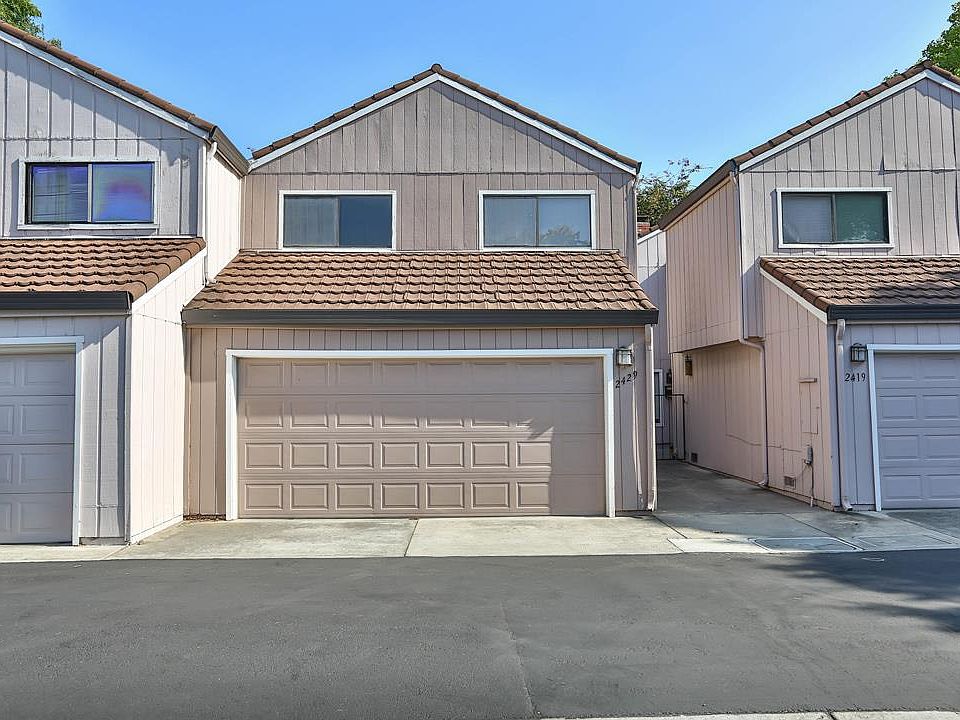 1st image of 2429 Loma Vista Ln