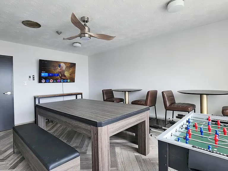 321 Marland Ave — Photo 22