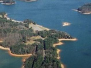 8470 Lynn Dr, Gainesville, GA 30506