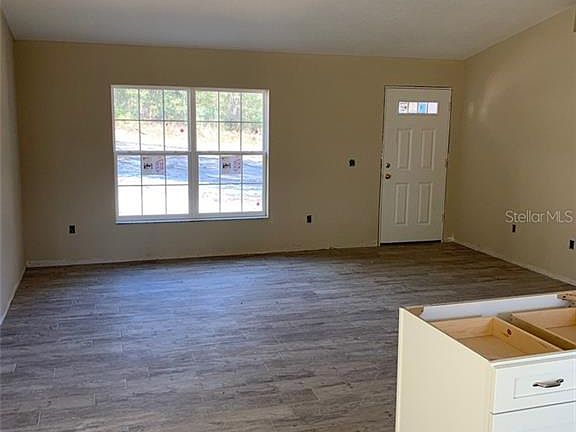 4th image of 2499 W Magenta Dr