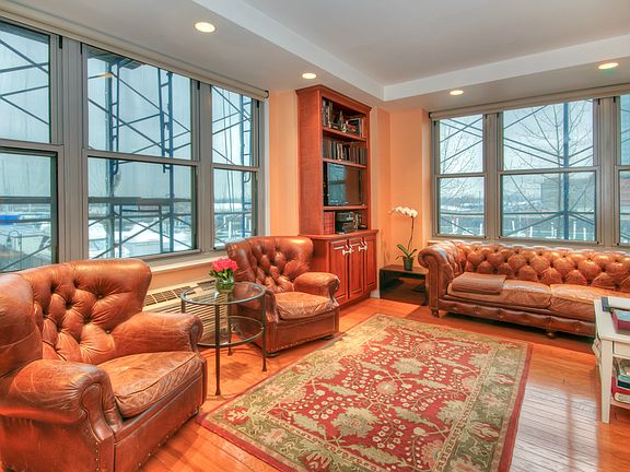 3rd image of 149 Essex St APT 3Q