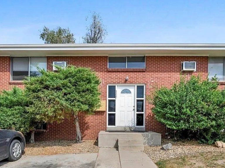 5320 S Elati St #1 — Photo 1
