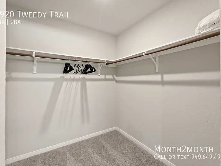 2920 Tweedy Trl — Photo 20