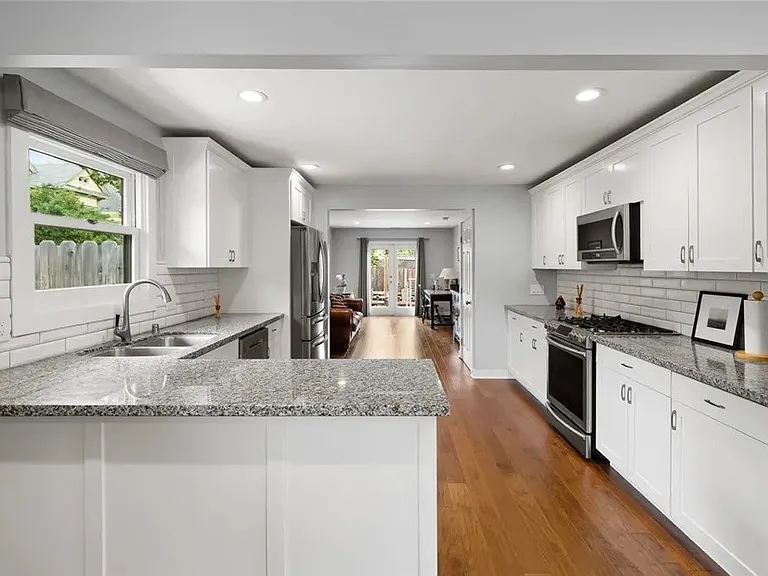 1526 Garden St — Photo 32