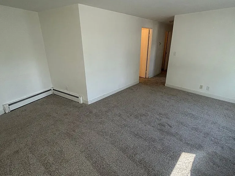 2410 W 45th Ave #1 — Photo 2
