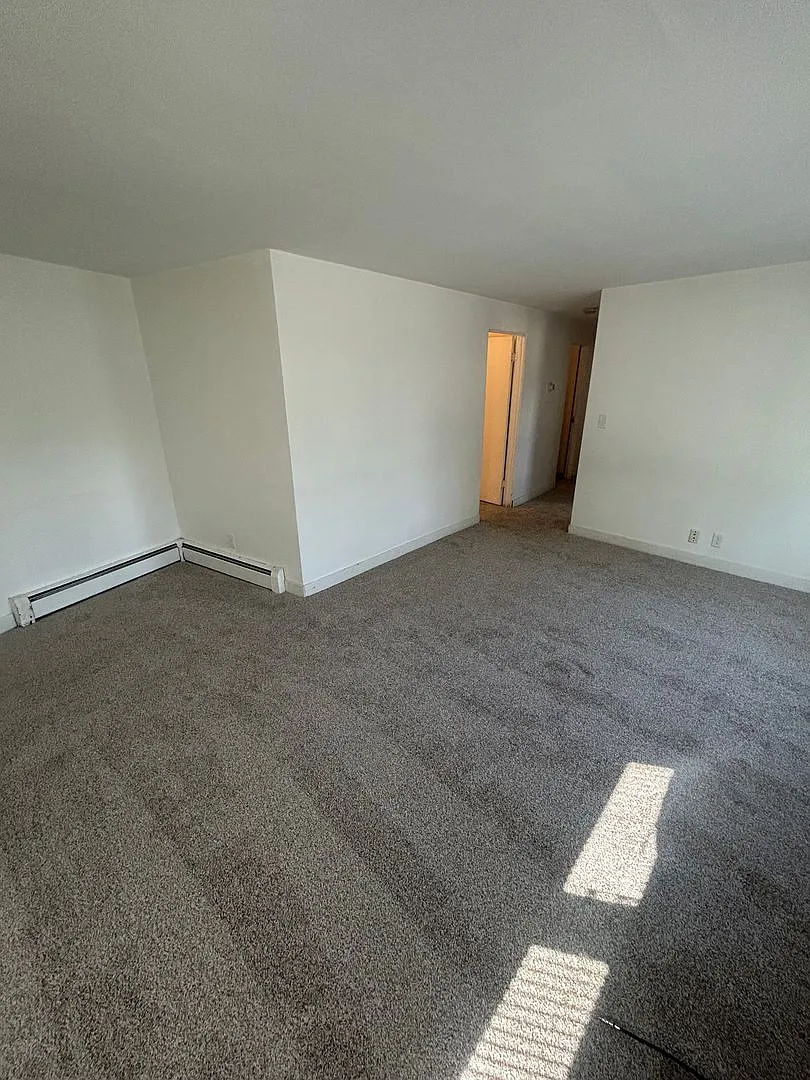 Building Photo - 2410 W 45th Ave #1