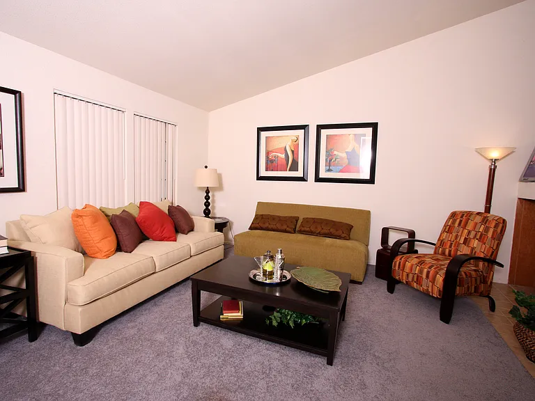1624 Valdora St — Photo 11