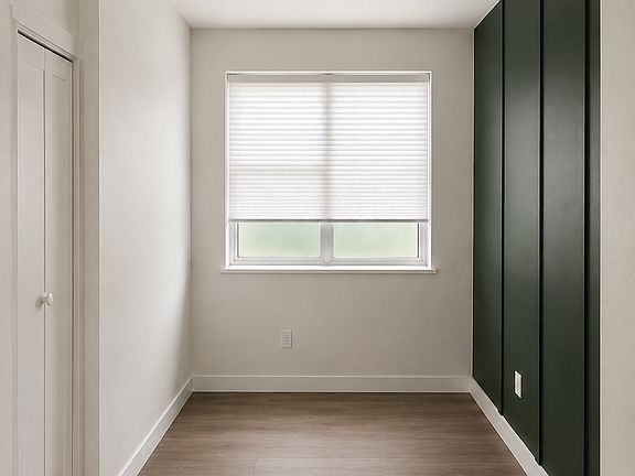 4th image of 9783 Ellington Ln
