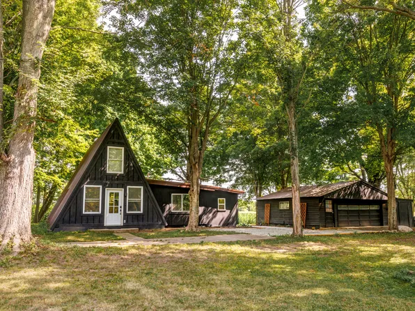 7042 E 1000 N, Pendleton, IN 46064