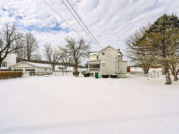 4th image of 110 Barber Shop Aly E