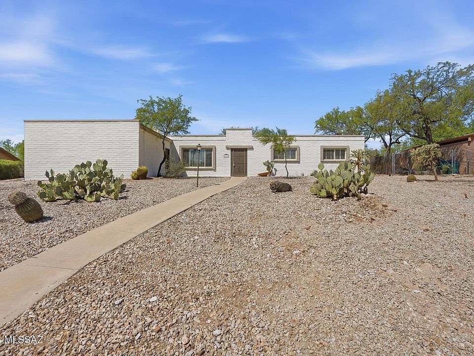 1st image of 3331 N Camino Los Brazos