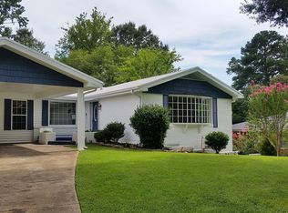 105 Hartwood Dr, Gadsden, AL 35901