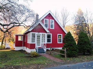77 Nottingham Ter, Waterbury, CT 06704
