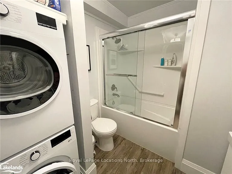 15 Harbour St W #244 — Photo 6