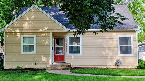 3520 Zinran Ave S Photo 1 3520 Zinran Ave S Photo 1