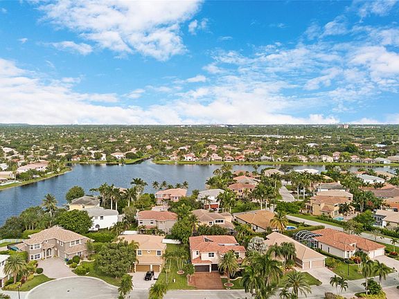 3rd image of 5047 NW 120th Avenue
