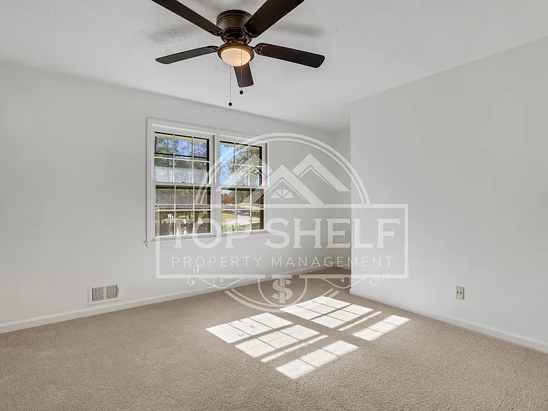 4684 Ben Hill Dr — Photo 30