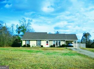 822 Smokey Rd, Newnan, GA 30263