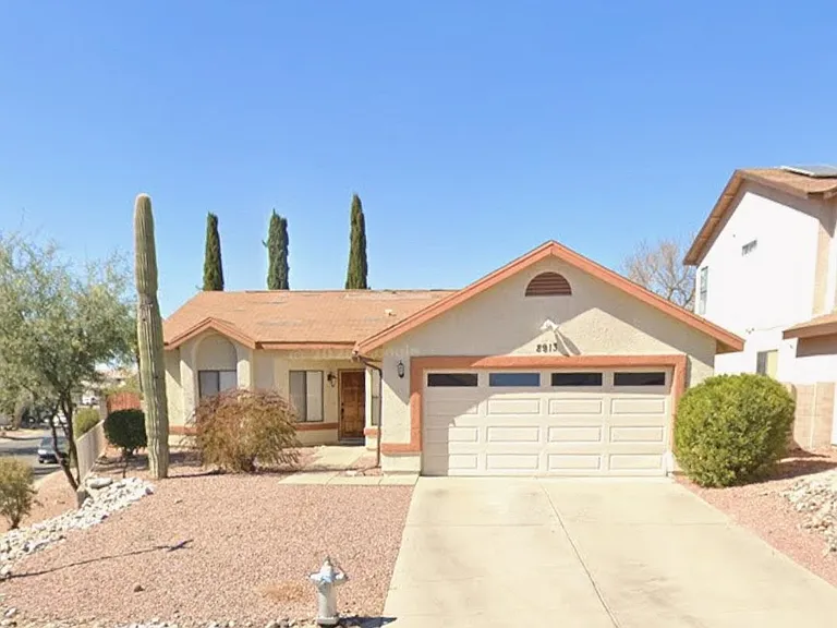 8913 N Onyx St — Photo 1