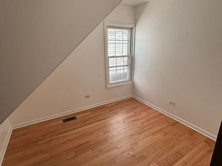 5265 S Central Ave #1 — Photo 5
