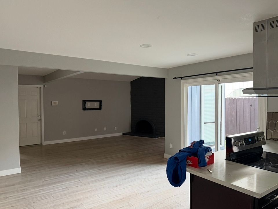 1st image of 7913 Lichen Dr