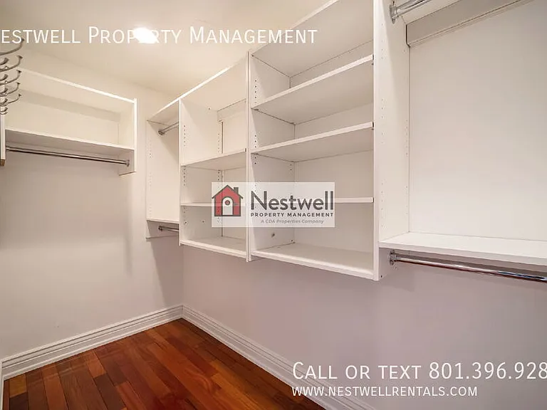 659 W Halifax Ct — Photo 17
