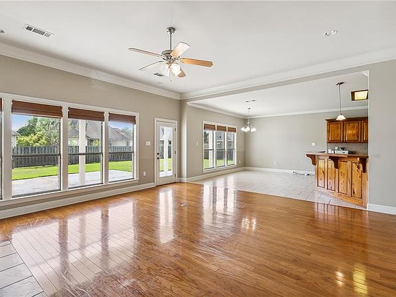 3rd image of 37409 Mill Park Ave