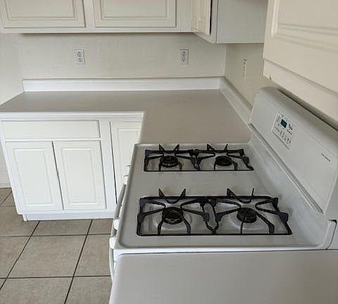 5th image of 16036 N 11th Ave Unit 1074