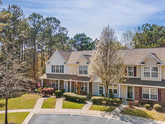 2nd image of 453 Seabert Rd. #453