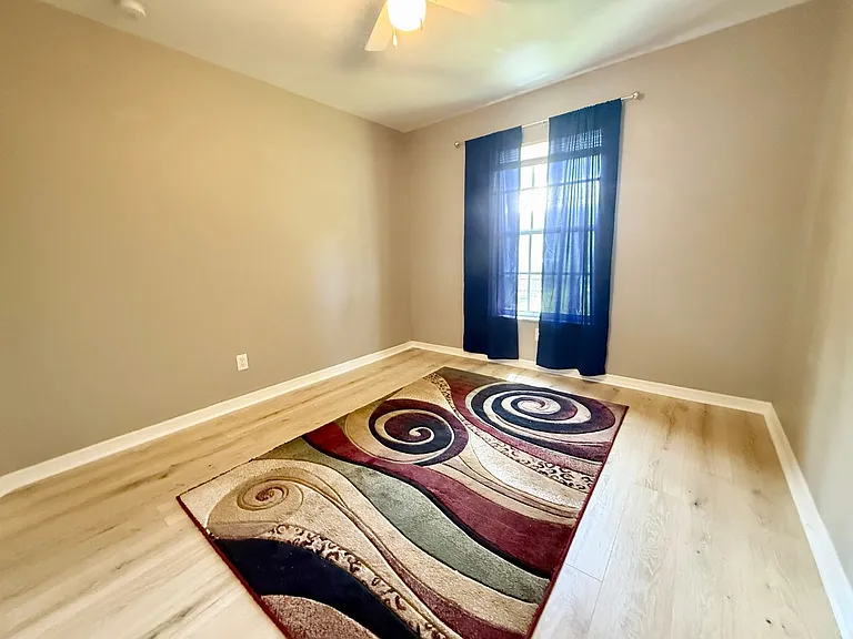 102 N Lady Mary Dr — Photo 16