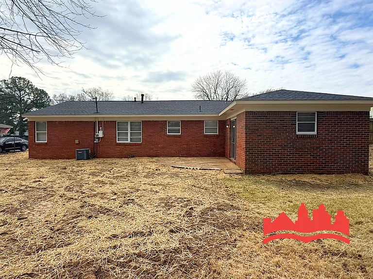 142 Jeanne Dr — Photo 17